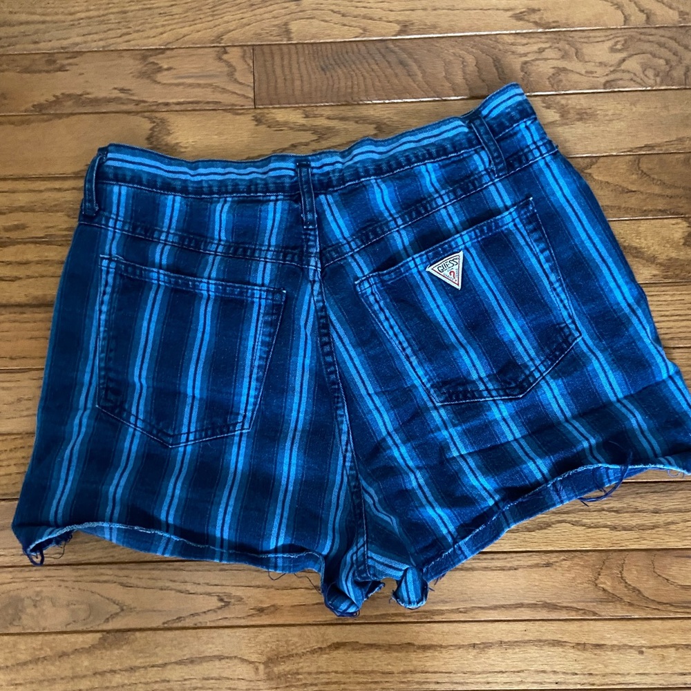 STRIPED VINTAGE GUESS SHORTS - Picture 3 of 8